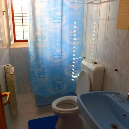 In Mit Gemauertem Grill By Interhome Apartament Rab Town