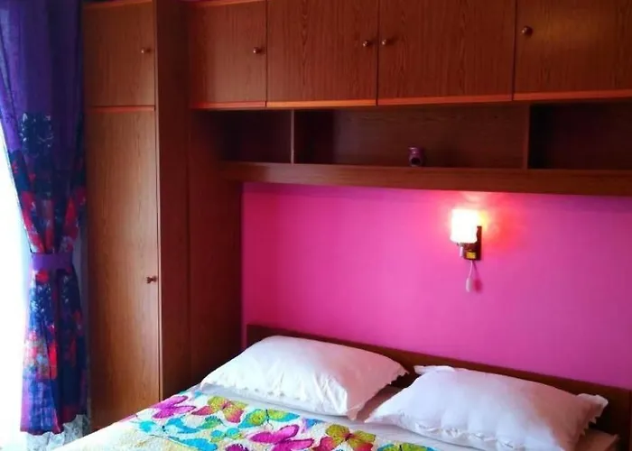 In Mit Gemauertem Grill By Interhome